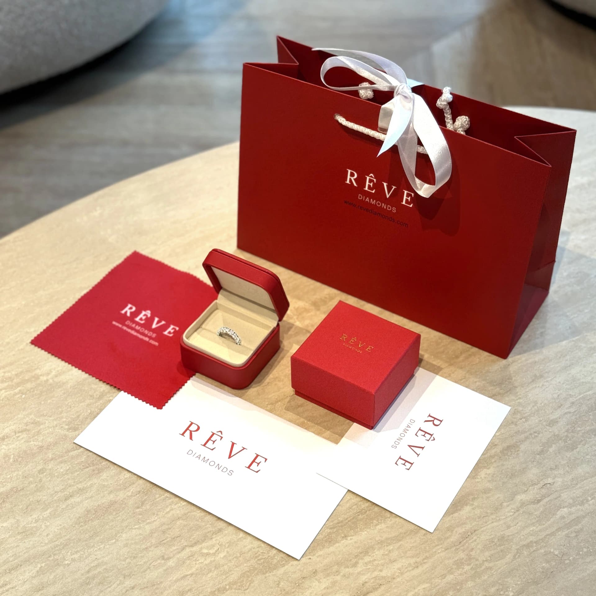 Rêve Diamonds luxurious packaging — ring box, gift bag and GIA certificate
