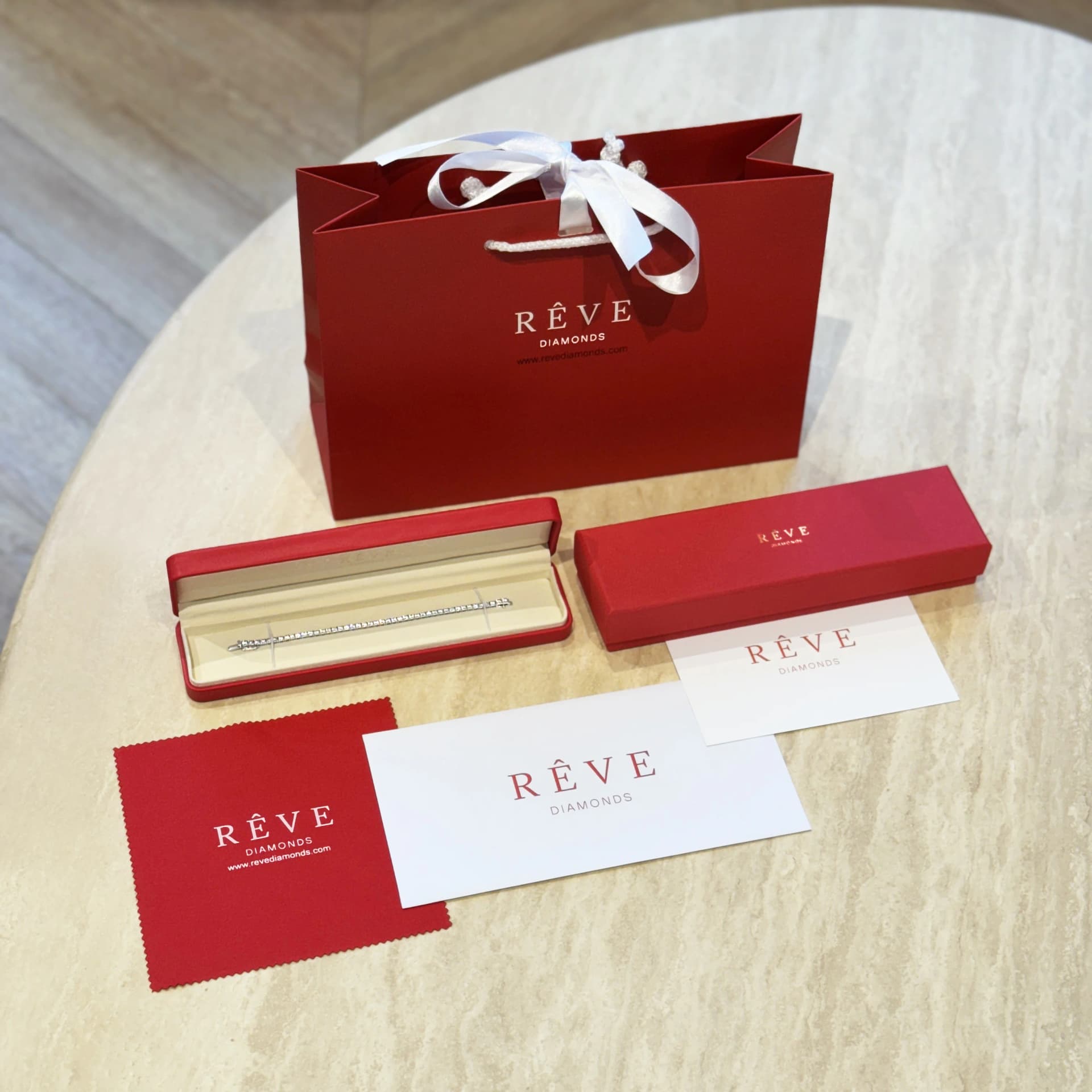 Rêve Diamonds luxurious packaging — ring box, gift bag and GIA certificate