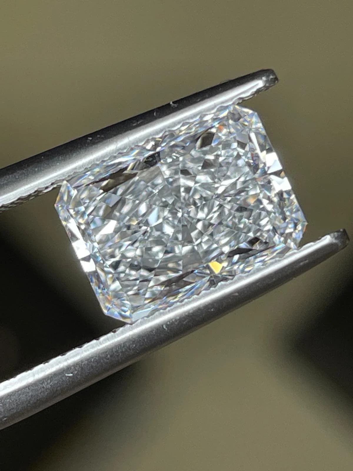 Diamond: The Timeless Brilliance of April’s Birthstone