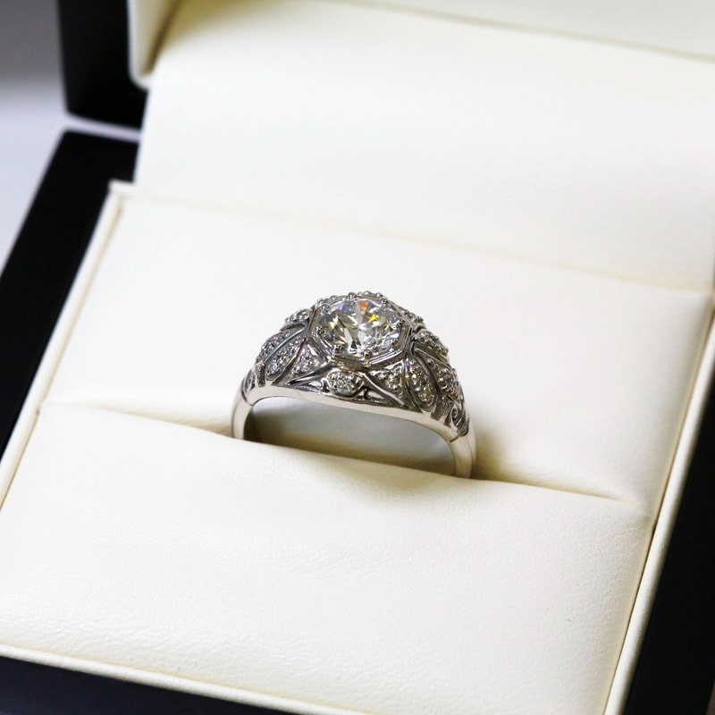 Eight Claw Art Deco Round Shape Diamond Engagement Ring view 6