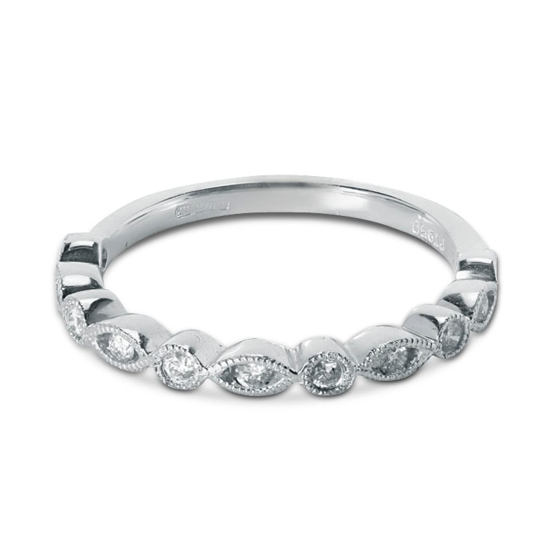 0.17ct Decorative Diamond Setting Half Band Diamond Wedding Ring