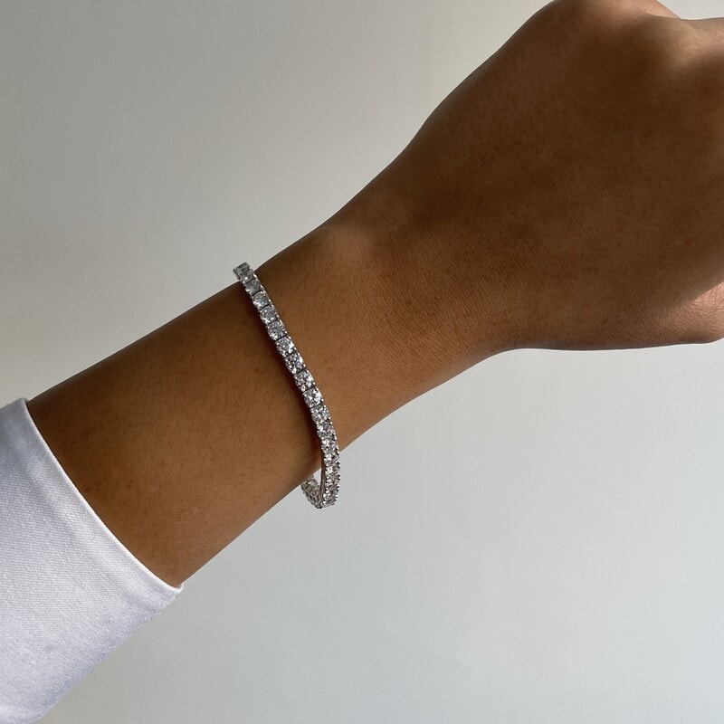 9 Carat Diamond Tennis Bracelet view 2