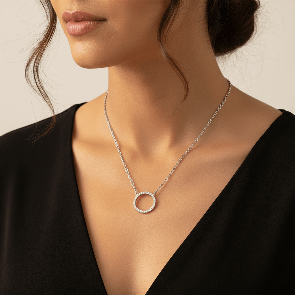 Fixed_Micro_Set_Circle_Necklace_Zoom