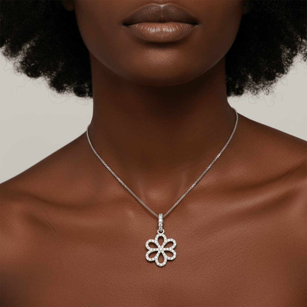 Flower_Shape_Open_Micro_Set_Diamond_Pendant_Zoom