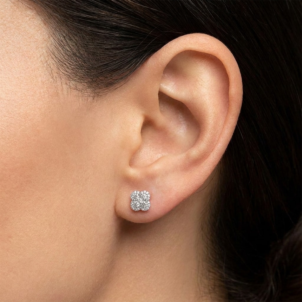 Halo_Pave_Clover_Diamond_Earrings_Studs_Zoom