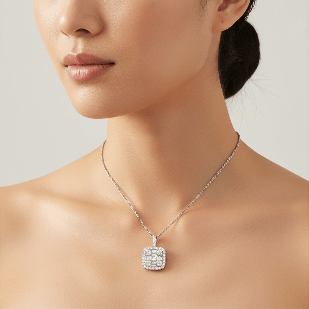 Halo_Round_Baguette_Cut_Diamond_Pendant_Zoom