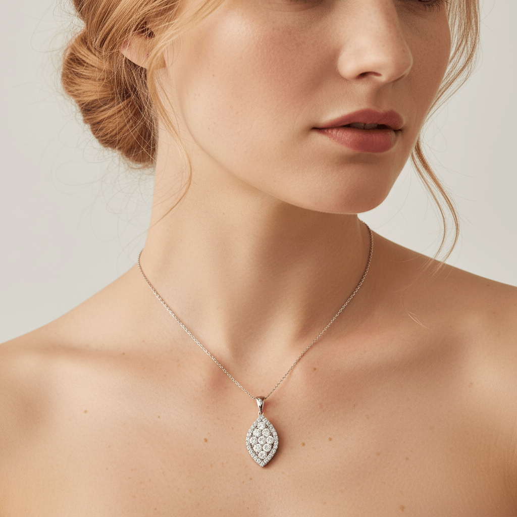 Leaf_Shaped_Medium_Pave_Diamond_Pendant_Zoom