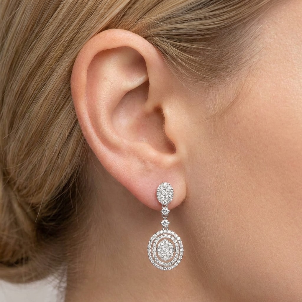 Moveable_Round_Drop_Diamond_Earrings_Zoom