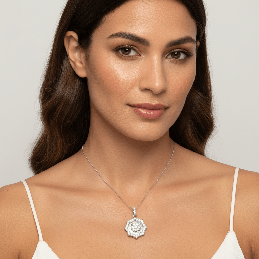 Round_Baguette_Star_Burst_Diamond_Pendant_Zoom