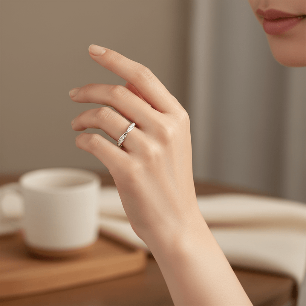 Twist_Centre_Diamond_Wedding_Ring_On_Hand