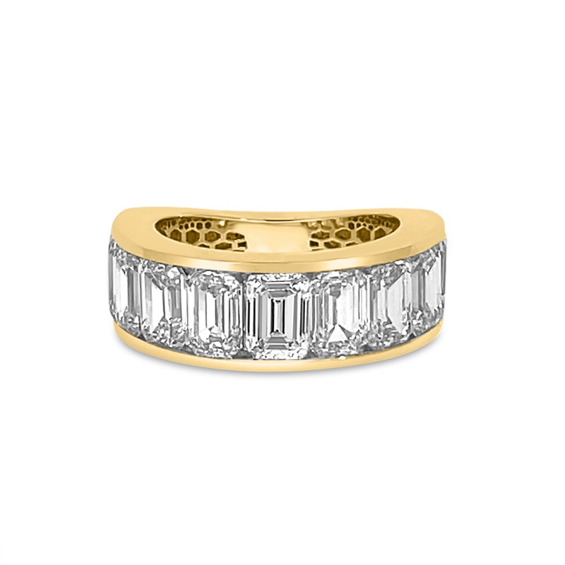 18k Yellow Gold 5mm Channel Set Emerald view 3