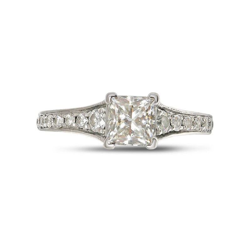 Reversed Tapered Princess Shape Engagement Ring