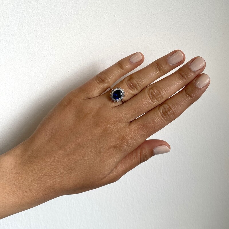 Kate Middleton Blue Sapphire Cluster Engagement Ring view 6