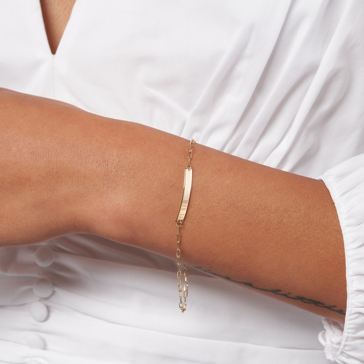 Engravable Bar Paperclip Chain Bracelet view 5