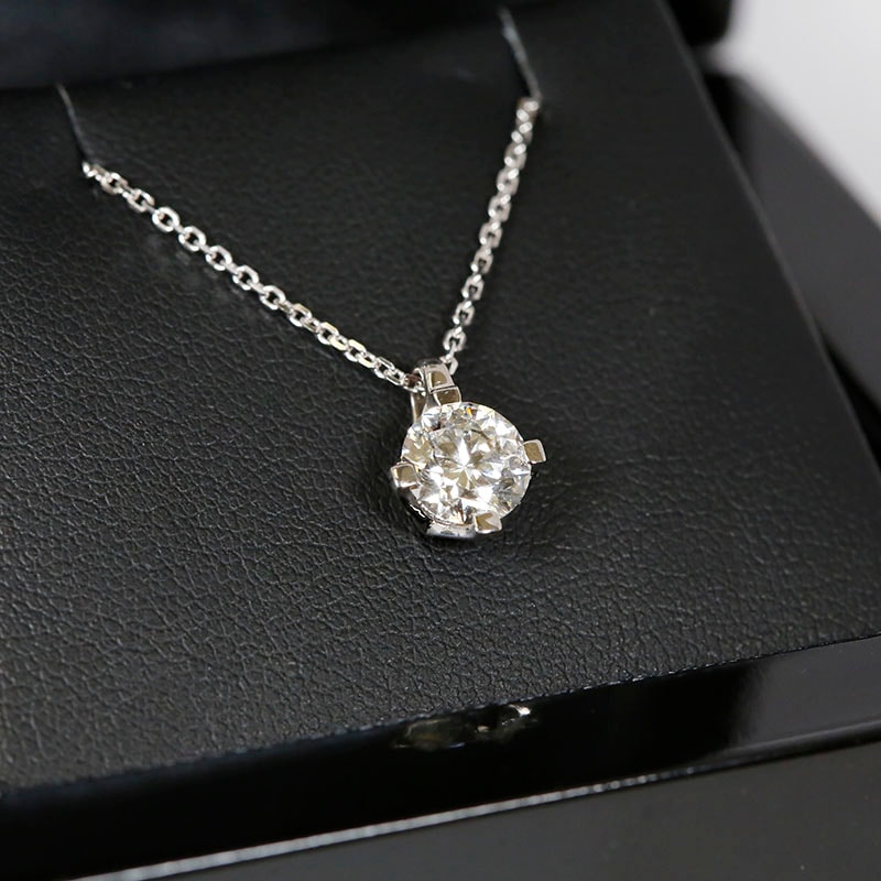 Loop Diamond Pendant view 4