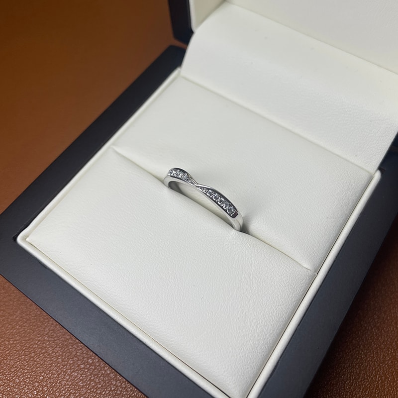 Pointed Diamond Wedding Ring view 3