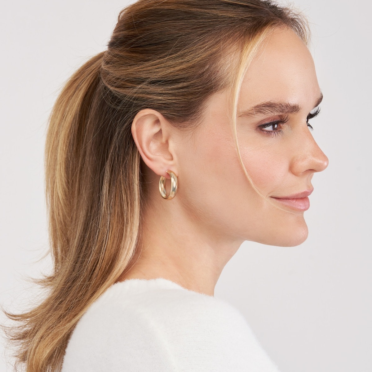 Soft Lined Round Gold Hoop Earrings view 2