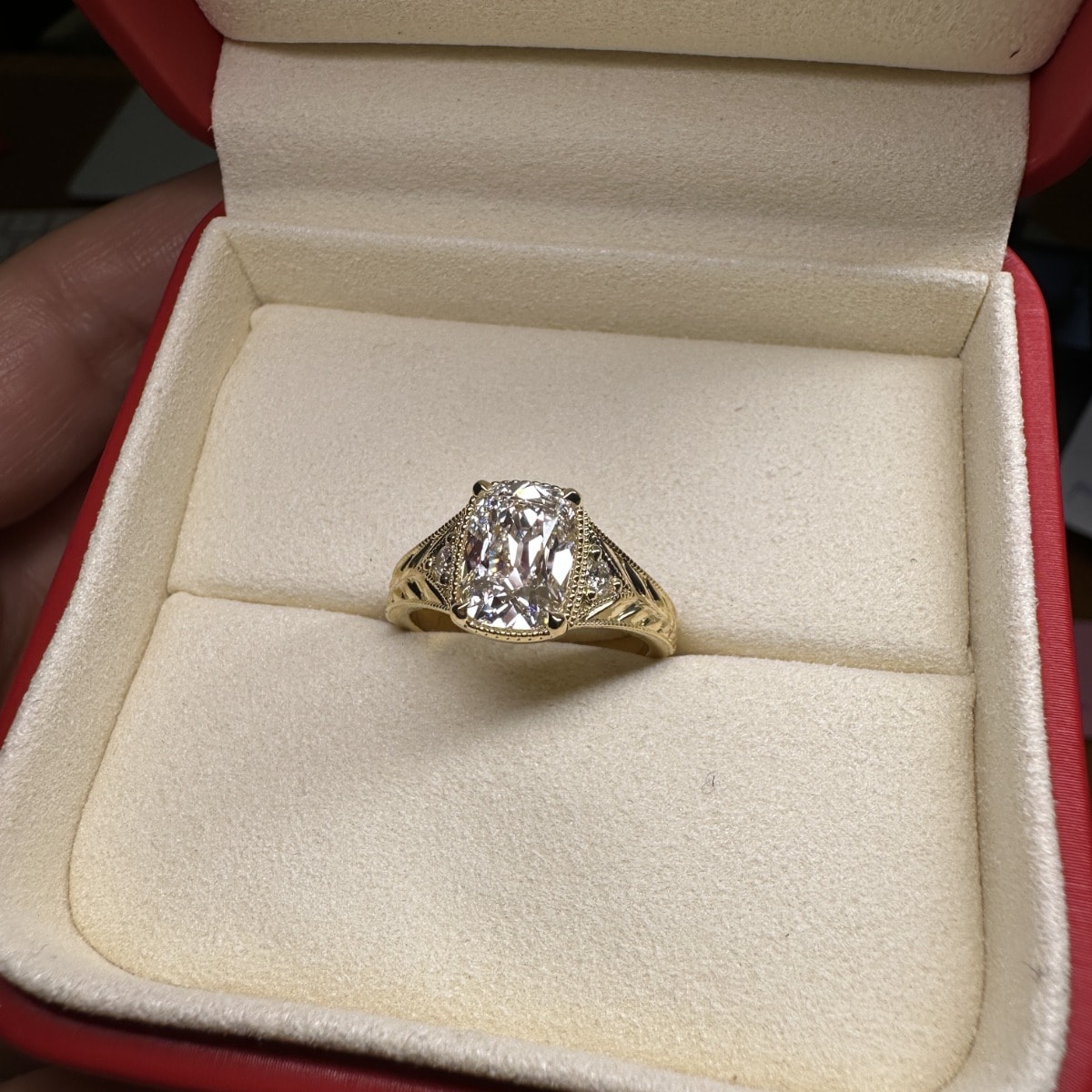 Taylor Swift Old Miner Diamond Engagement Ring view 10