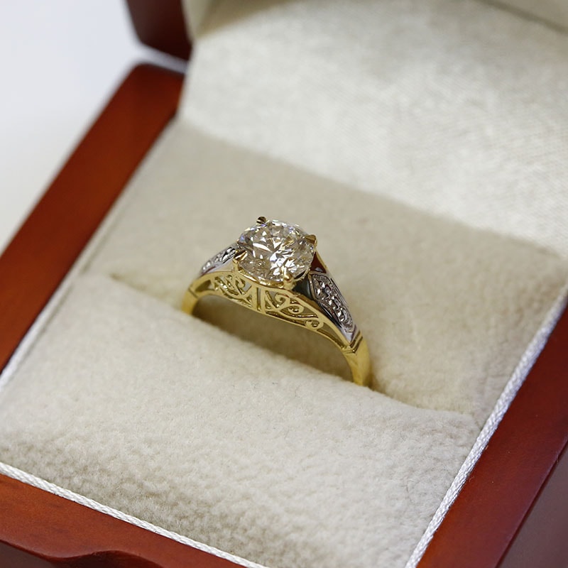Yellow gold vintage diamond ring