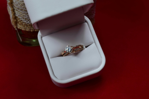 Does Hatton Garden Offer Better Value Than Independent Jewellers?
