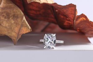 Why Lab-Grown Diamonds Are the Ethical Engagement Ring Choice