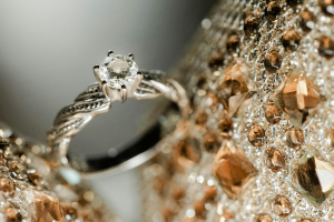 Lab-Grown Diamonds: The Ethical Engagement Ring Choice