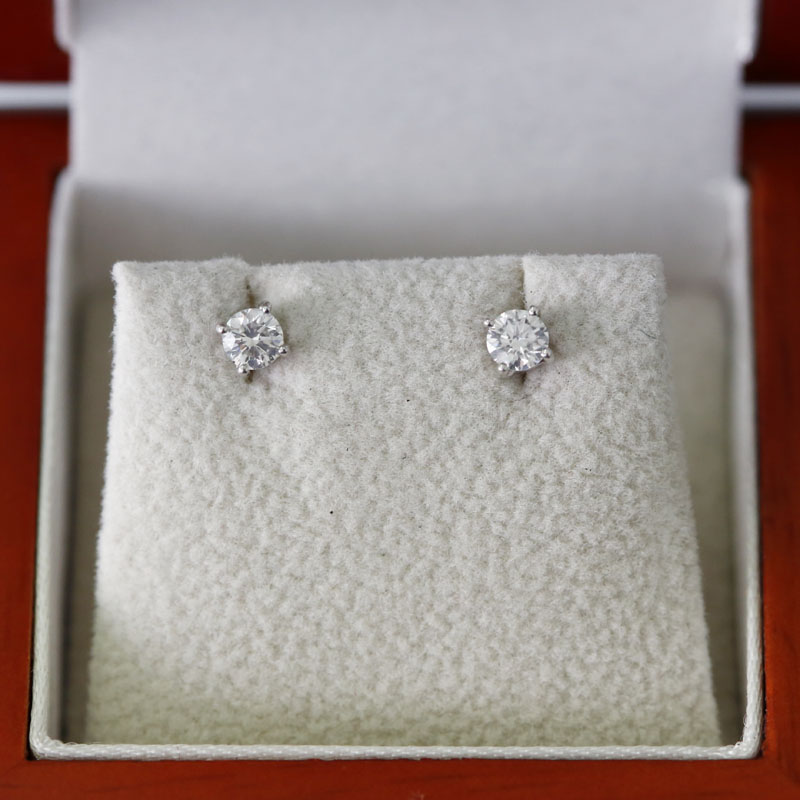 18k White Gold Four Claw 0.40ct Total Diamond Earring Studs