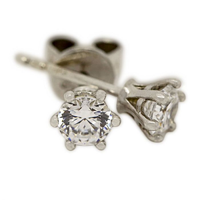 18k White Gold Six Claw 1ct Total Diamond Earring Studs