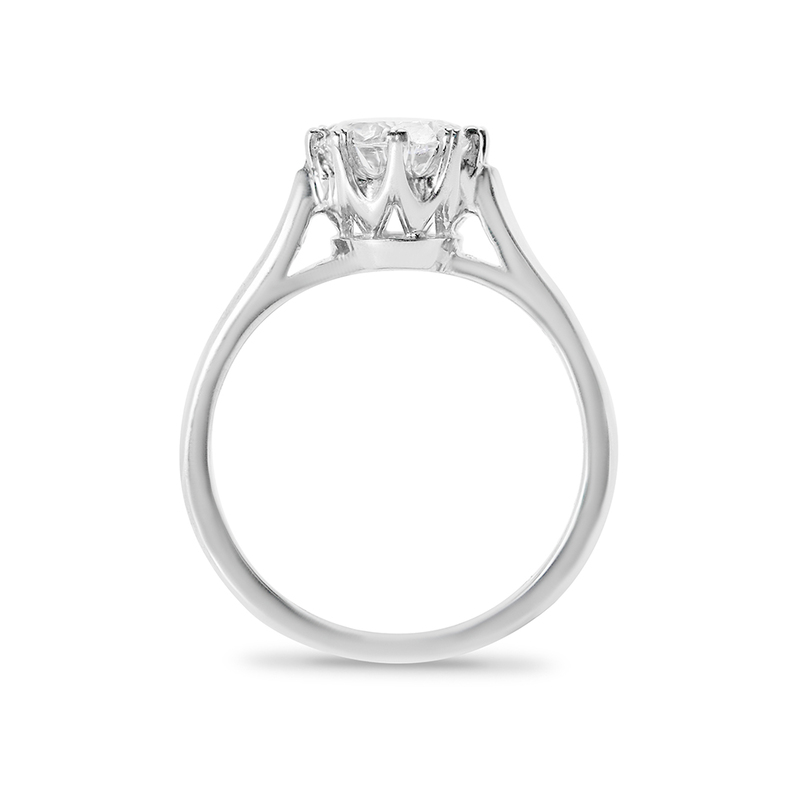 Eight Claw Lab Grown Round Shape Diamond Vintage Solitaire Engagement Ring