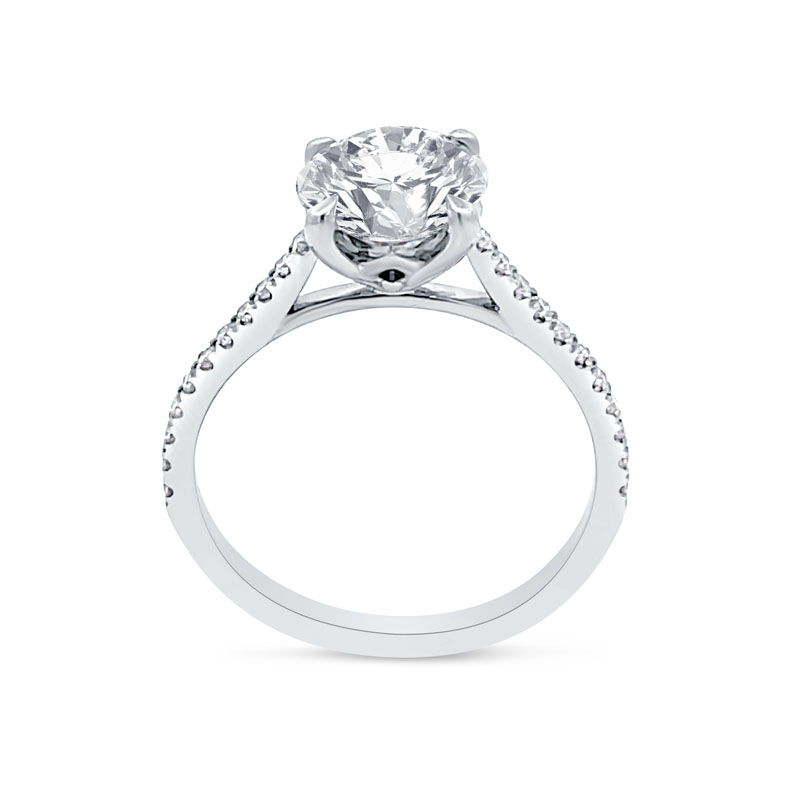 Four Claw Round Cut Claw Setting Diamond Engagement Ring