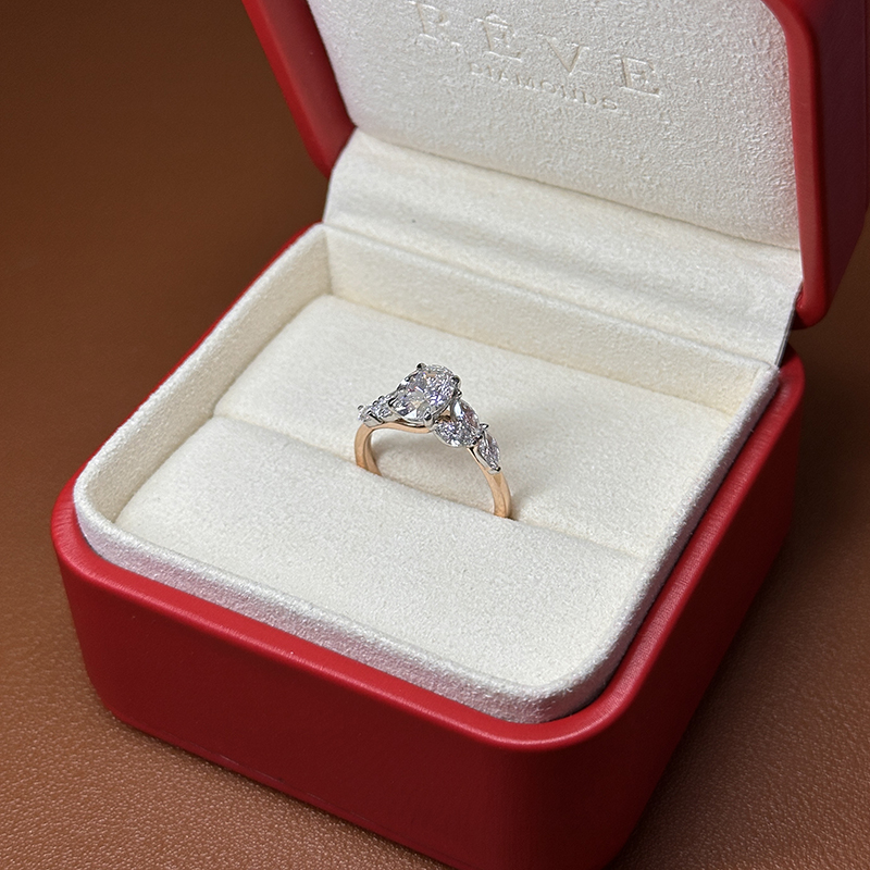Oval Shape Marquise Side Lab Grown Diamond Engagement Ring