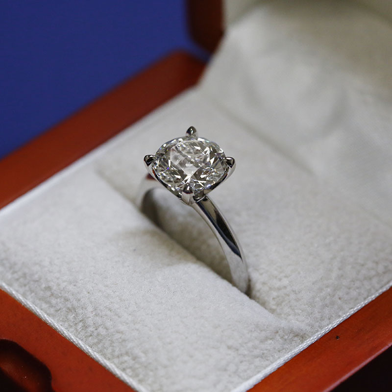 Knife Edge Solitaire Lab Grown Round Diamond Engagement Ring