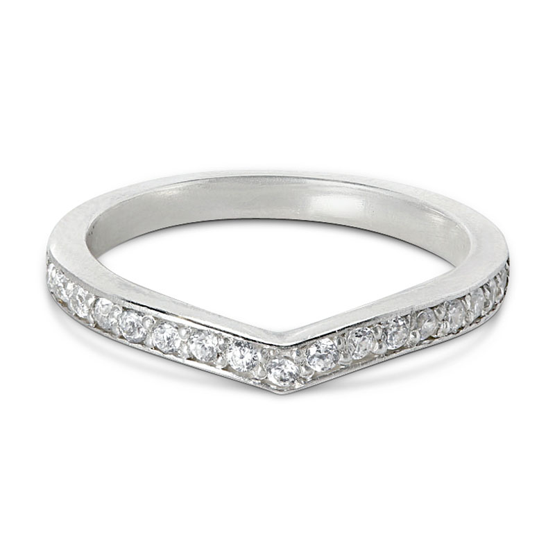 Pointed Pave Setting Diamond Wedding Ring
