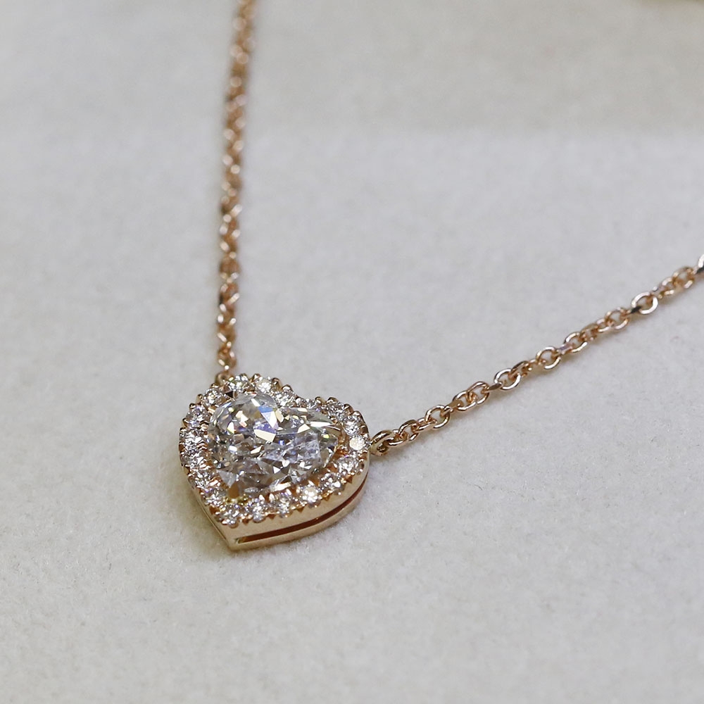 Heart Shape Halo Diamond Pendant 