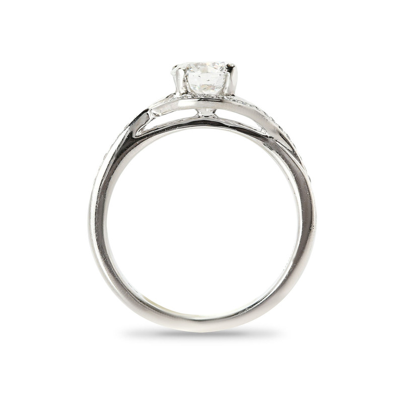 Round Cut Diamond Twist Halo Engagement Ring
