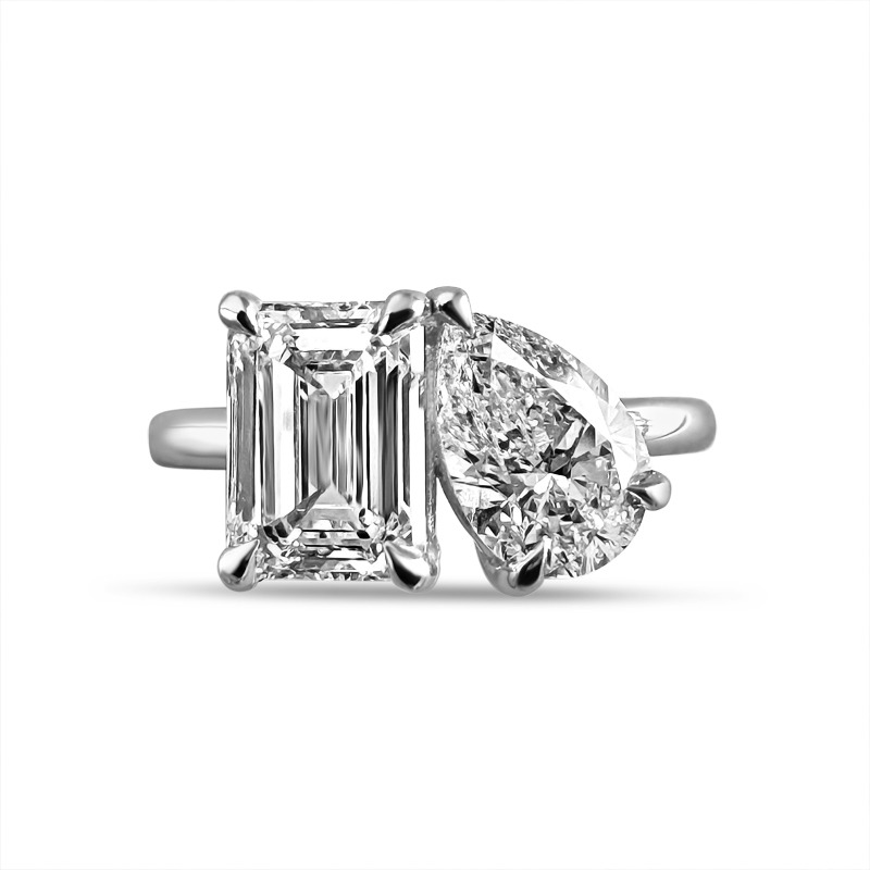Toi et Moi Emerald and Pear Shaped Diamond Engagement Ring 