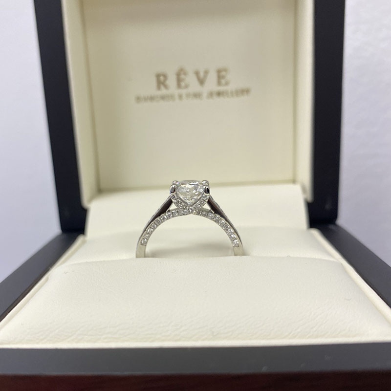 Twist Bridge Set Round Diamond Engagement Ring