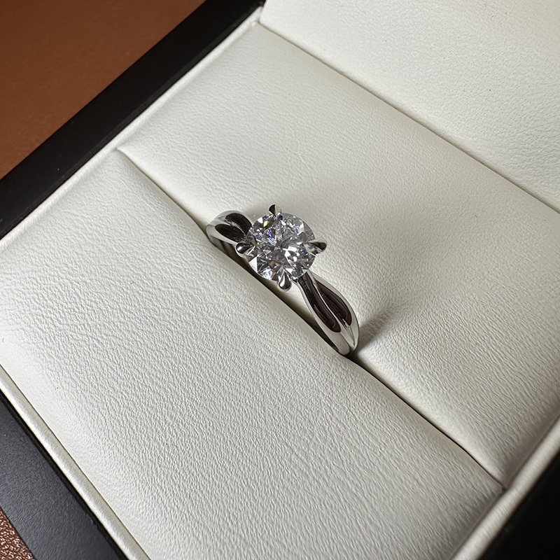 Twisted Band Plain Solitaire Lab Grown Diamond Engagement Ring