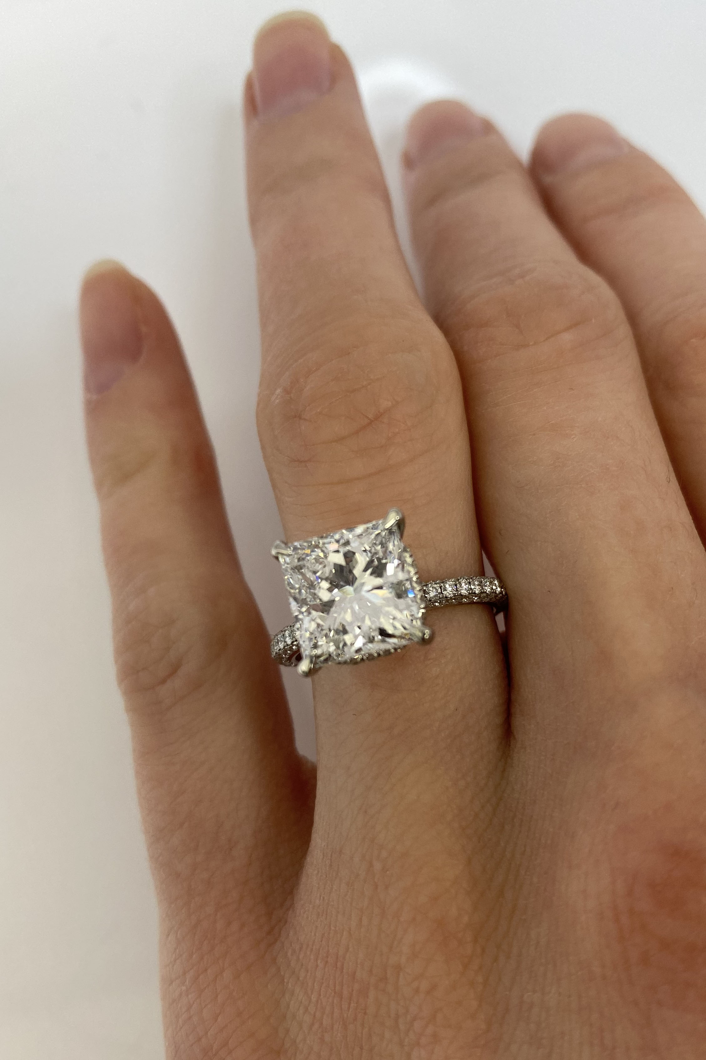 How to Keep a Ring from Spinning Tips and Tricks
