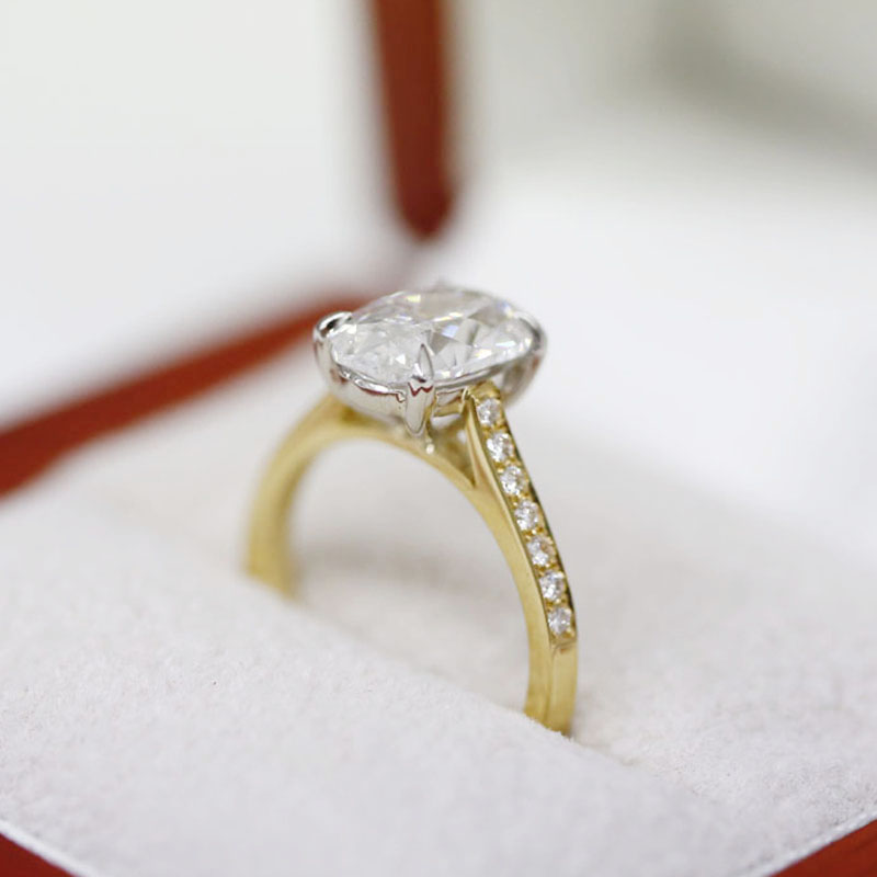 18kt Yellow Gold Diamond Ring